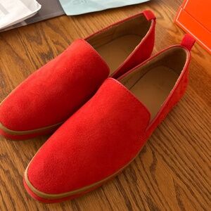 Bill Blase Sutton slip on cherry tomato